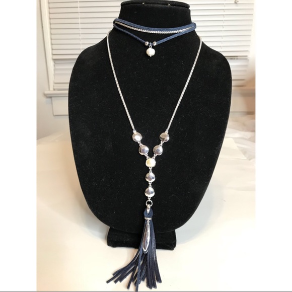 Lucky 🍀 Silver-tone and leather cord necklace - Picture 3 of 3